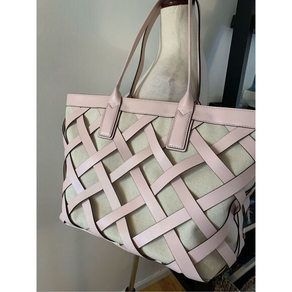 Michael Kors pink tote medium to large 17x10x5 - Picture 2 of 6